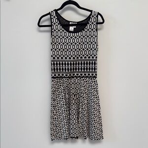 Chic Black and Cream Patterned Dress